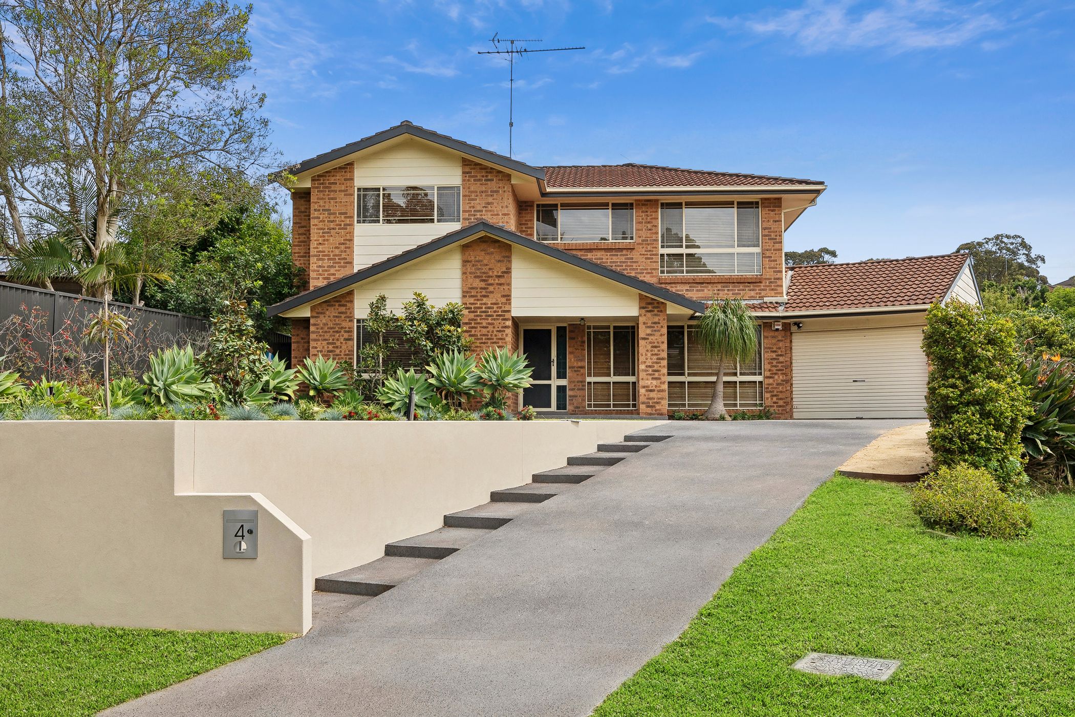 4 O'BRIEN PL, BARDEN RIDGE NSW 2234, 0 rūma, 0 rūma horoi, House