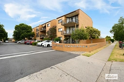 3/429 McDonald Road, Lavington