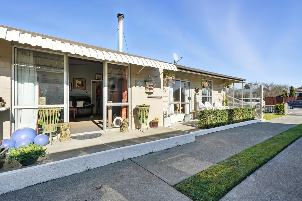 Rangiora 2Kwarto Super sunny!  Sought after location!