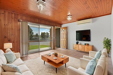 ਰਹਿਣ ਵਾਲਾ ਕਮਰਾ - 14 Ellen Street, Kingston, QLD 4114