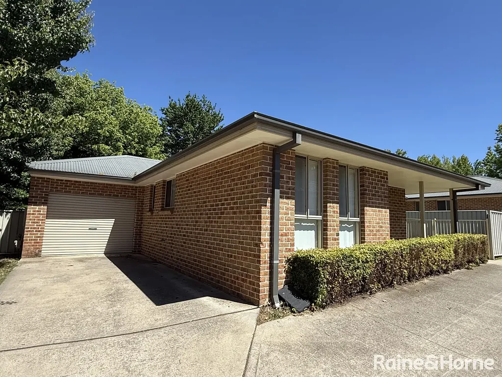 Centrally Located Unit - Orange High & Calare Public School Zoning