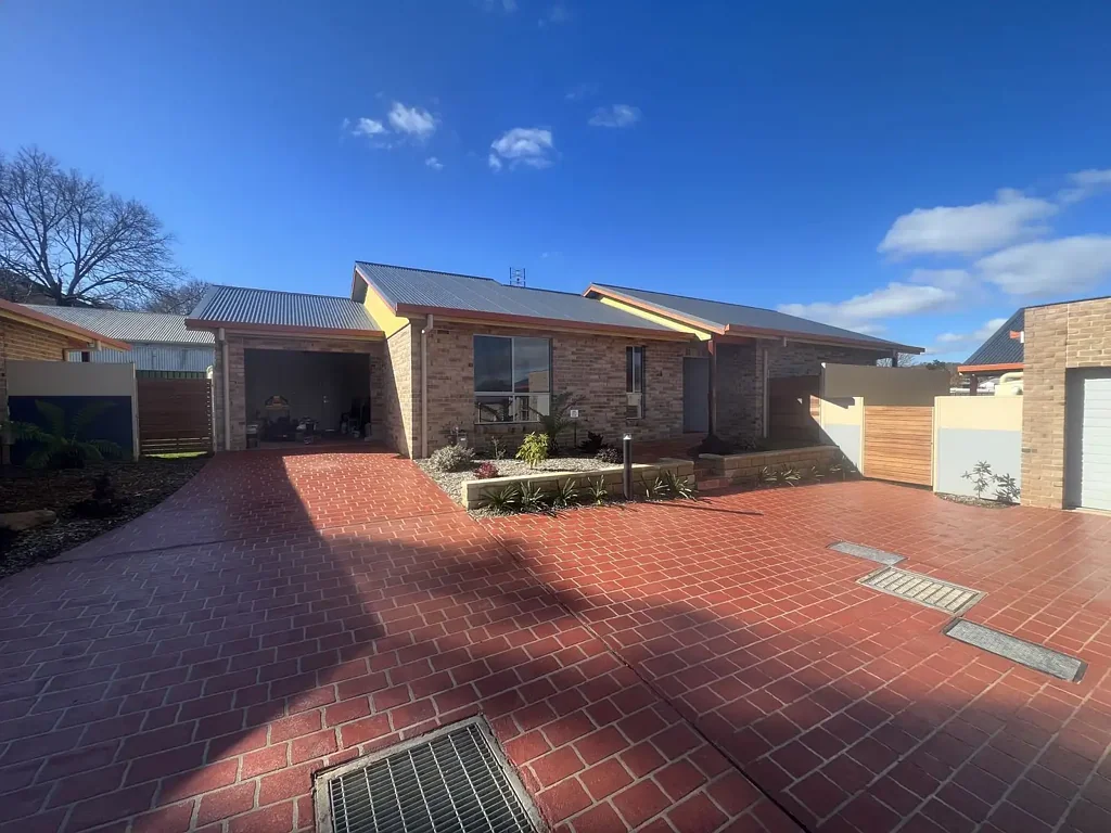 Orange 2ਬੈੱਡਰੂਮ Villa 2 @ 99 Bathurst Road "Kinross Mews"