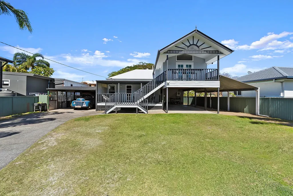 Tweed Heads South 3 Bedroom Prime Tweed Heads South Address with Endless Possibilities