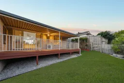 1/10 Bella Boulevard, Pimpama