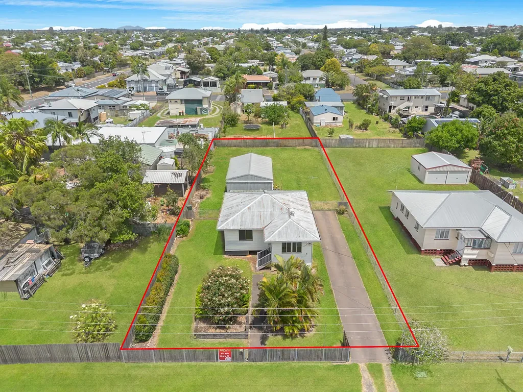 Maryborough 2Kwarto Large Block - 2 Bedroom Cottage