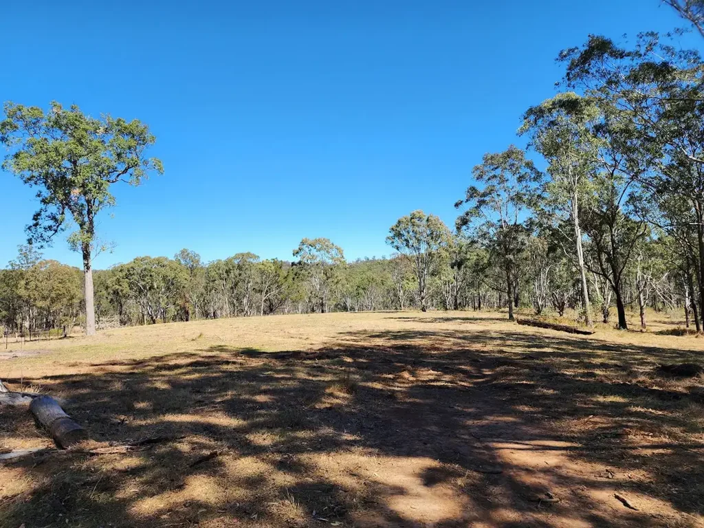 Ravensbourne 160 acres of beautiful country side with creek frontage!