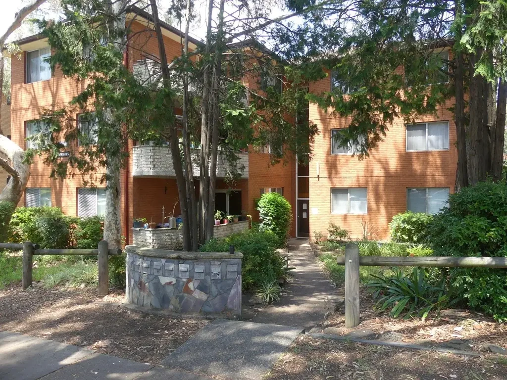 Stunning Fully Renovated 3-Bedroom Apartment!