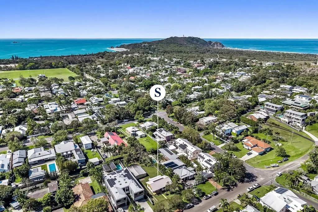 Byron Bay 3房  Rare Original Residence with Development Potential in Byron Bay's Golden Grid