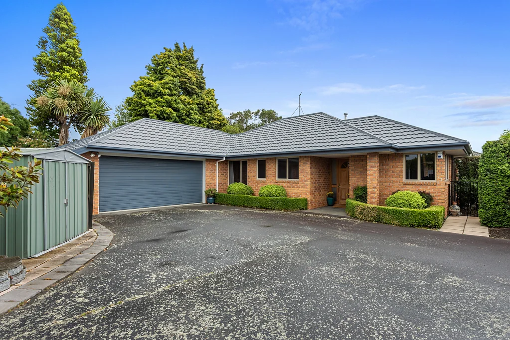 Templeton 3Phòng ngủ Private. Sunny. Immaculate.