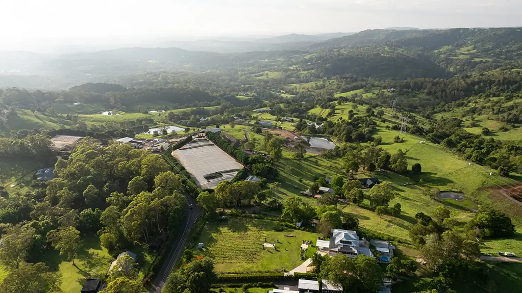 Dulong 5房  Extended Family - a Landmark Hinterland Estate with Vineyard, Approved Short-Term Accommodation