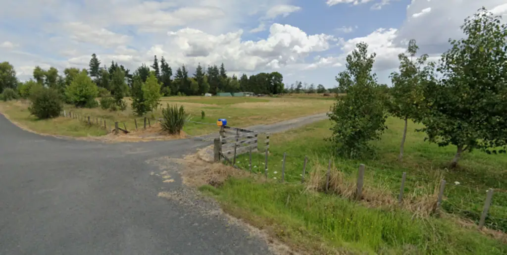 Huntly 1 Bedroom 6-Acre Lifestyle Property,  – Ohinewai.