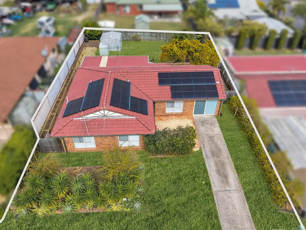 Redbank Plains 3房 不止于眼前 – 灵活生活由此开启！ More Than Meets the Eye – Flexible Living Starts Here!