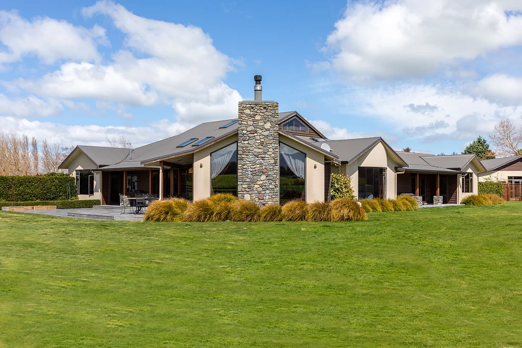 Dannevirke 6房  Executive lifestyle with breathtaking views