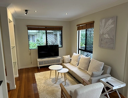 6/136 Central Avenue, Indooroopilly, Brisbane Western Region, 3 rūma, 2 rūma horoi, Townhouse