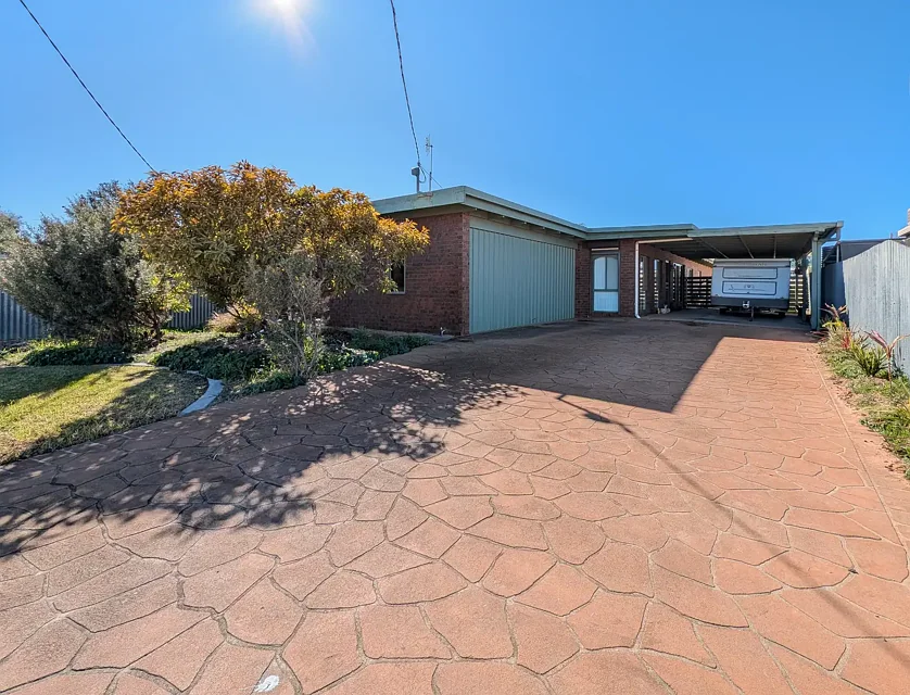 25 Shadforth Street, Kerang, VIC 3579, 4 ਕਮਰੇ, 1 ਬਾਥਰੂਮ, House
