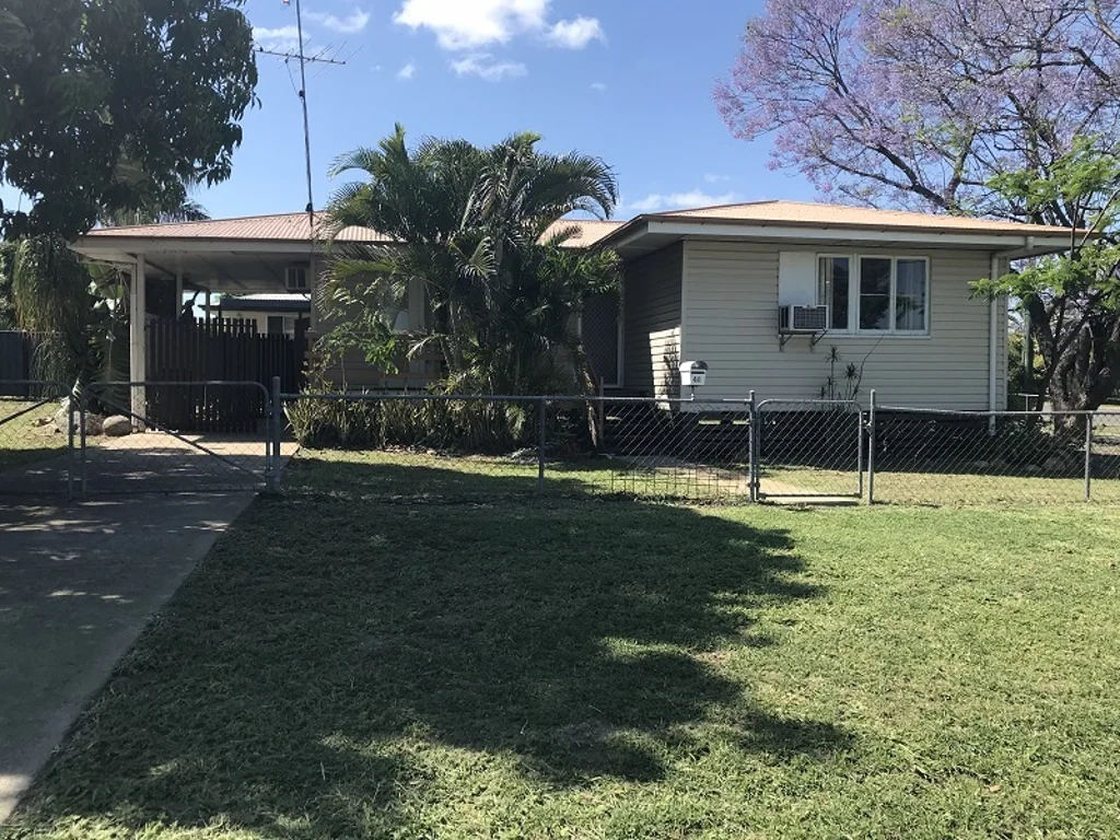 48 Davey Street, Moura, QLD 4718