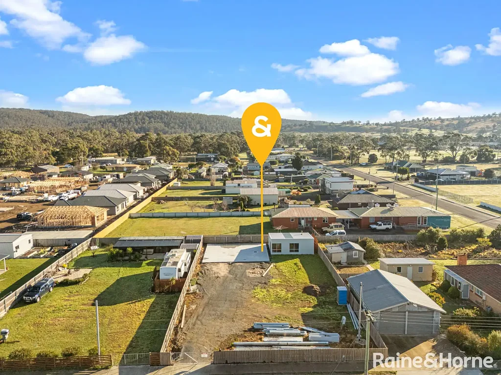 Triabunna  Prime Position, Multiple Possibilities