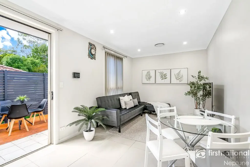 Girraween 3ਬੈੱਡਰੂਮ Stylish Three Bedroom Villa in the Heart of Girraween School Catchment!