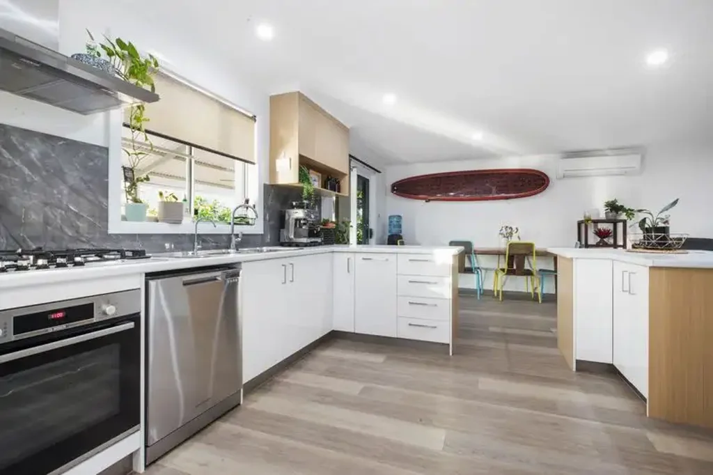 Bulgarra 4ห้องนอน Stylish, Modern, and Ready to Impress!