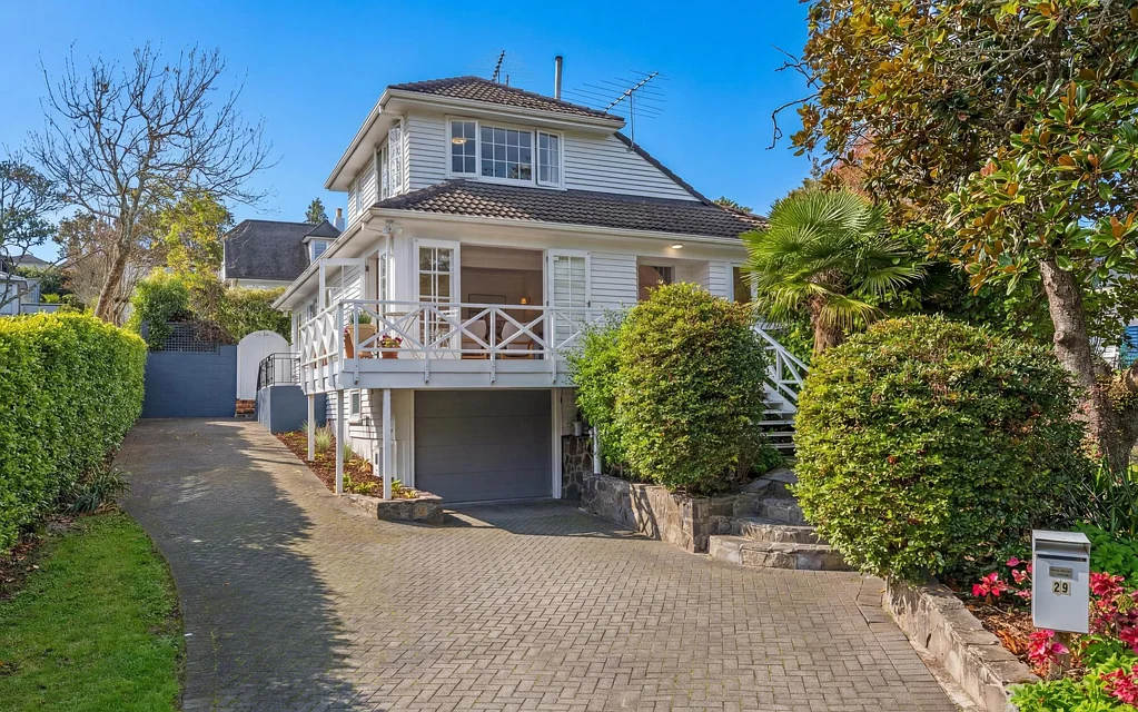 Remuera 3部屋 Memories Begin on Entrican Avenue
