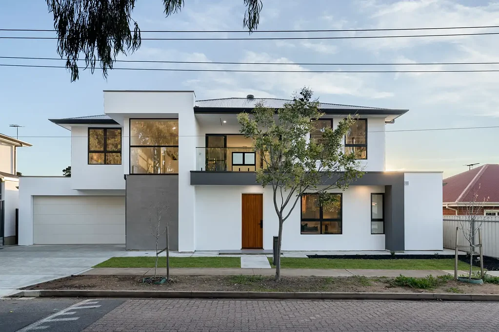Clovelly Park 4 Bedroom Brand New & Elegantly Designed