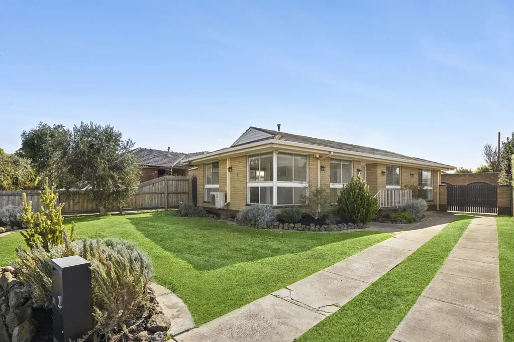 Comfortable Family Living in Bell Post Hill
