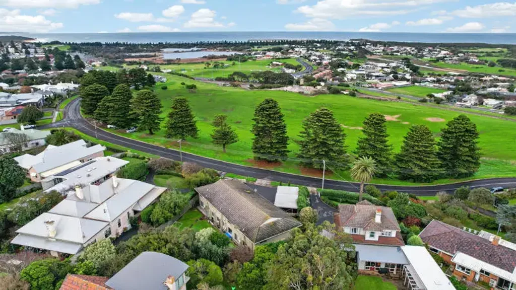 Warrnambool 2ห้องนอน Wake up to the View, Walk to the City