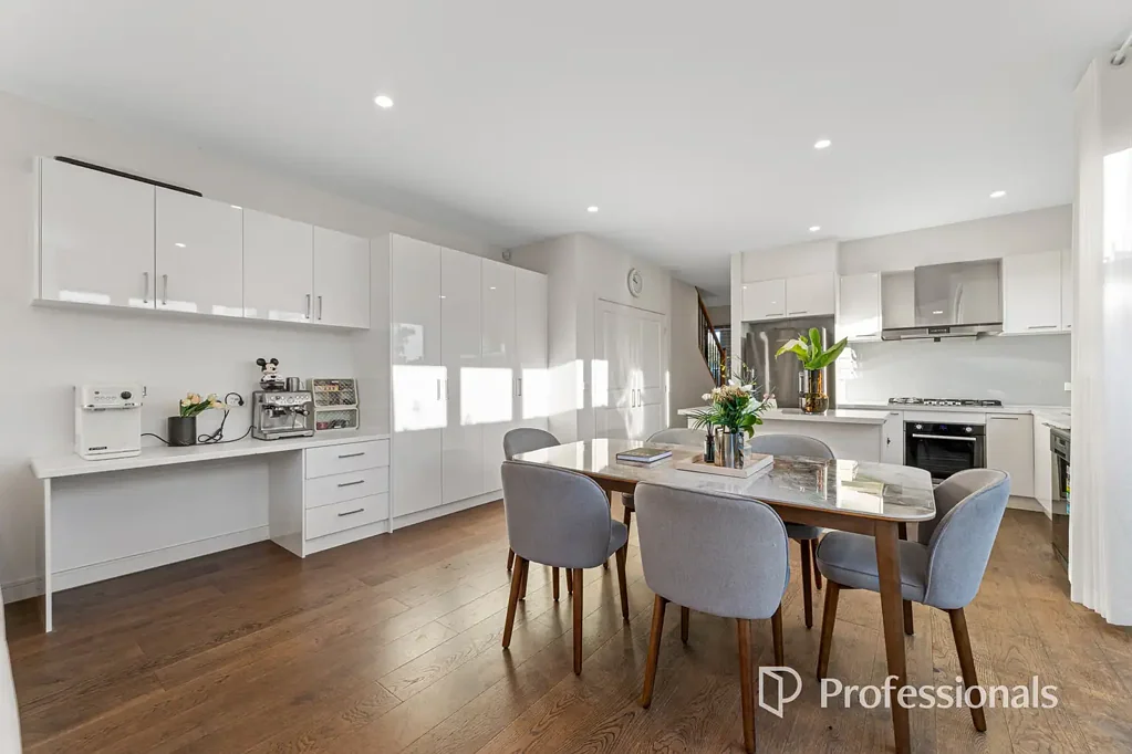 Box Hill South 3ਬੈੱਡਰੂਮ A Perfect Blend of Style, Space & Convenience
