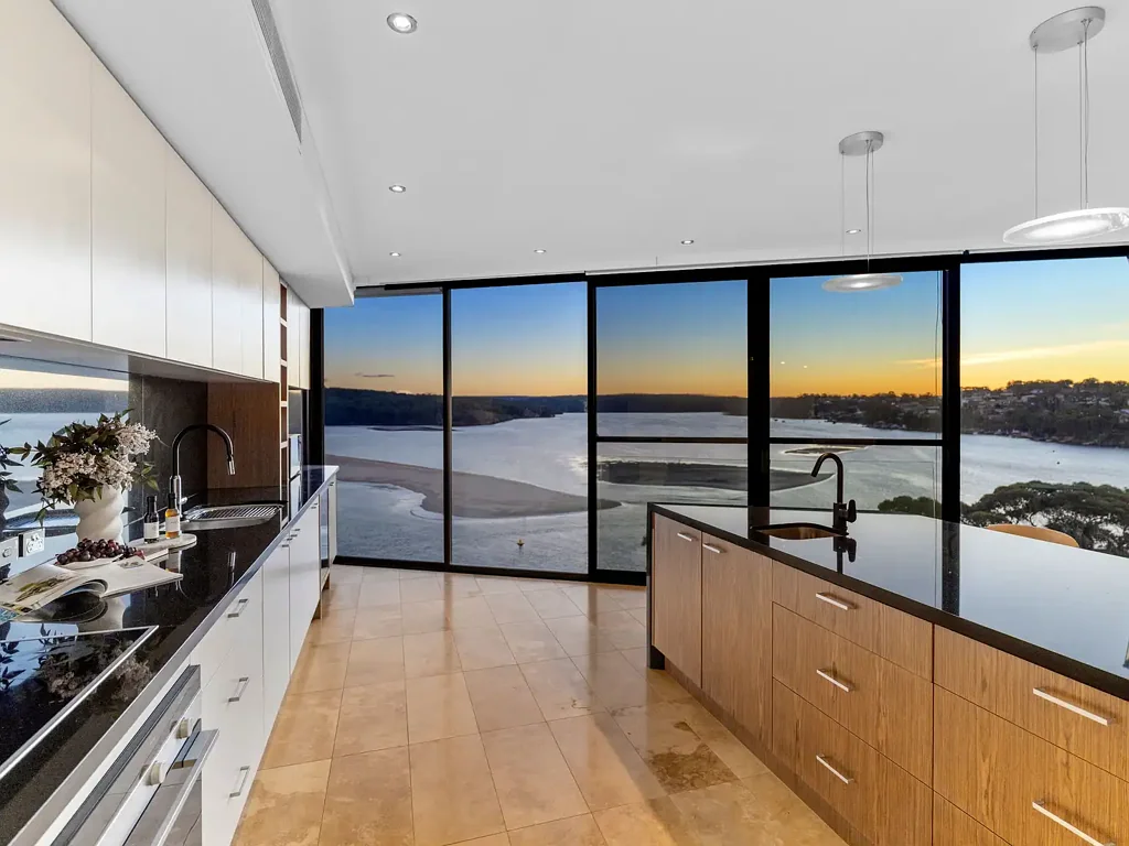 Burraneer 4chambre Waterfront Sanctuary - Inspect by Private Appointment Only