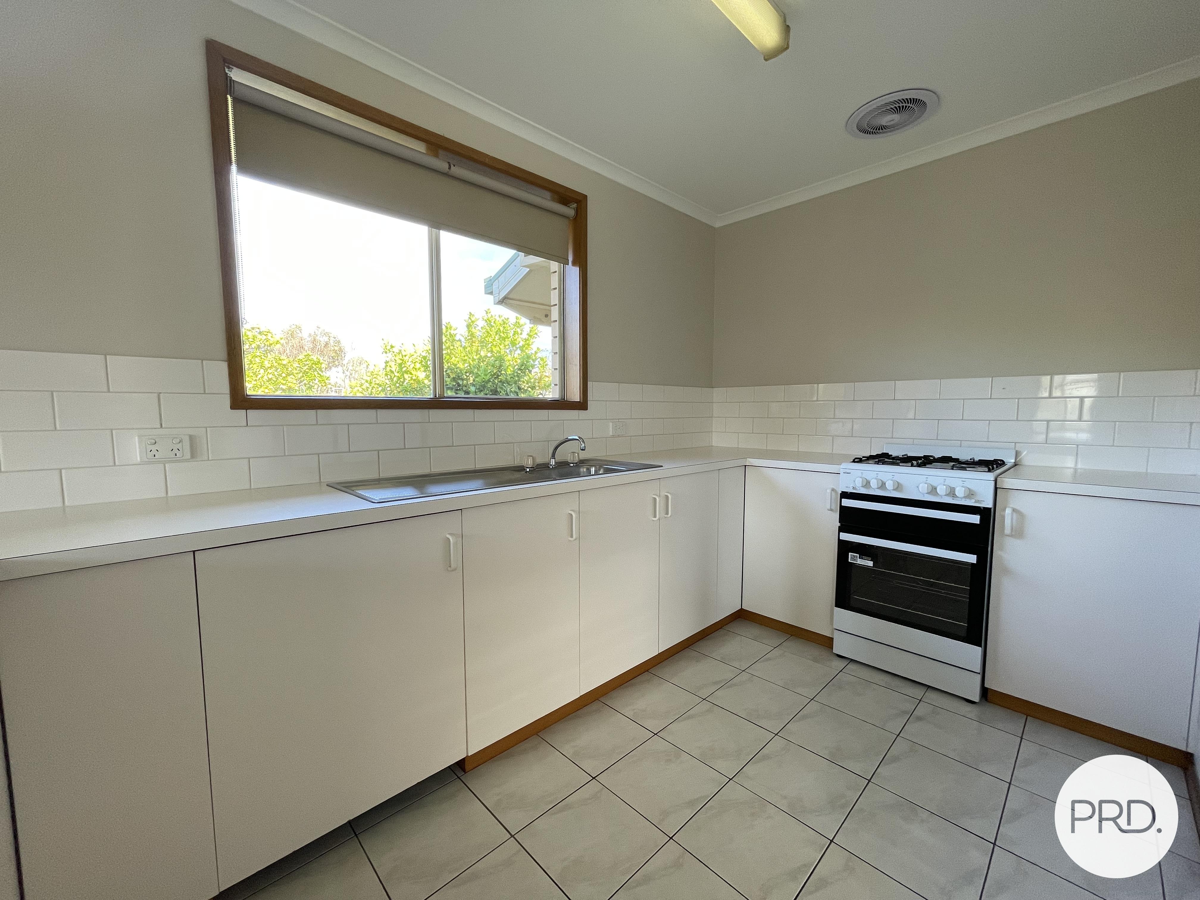 UNIT 2 326 DICK RD, LAVINGTON NSW 2641, 0 phòng ngủ, 0 phòng tắm, House