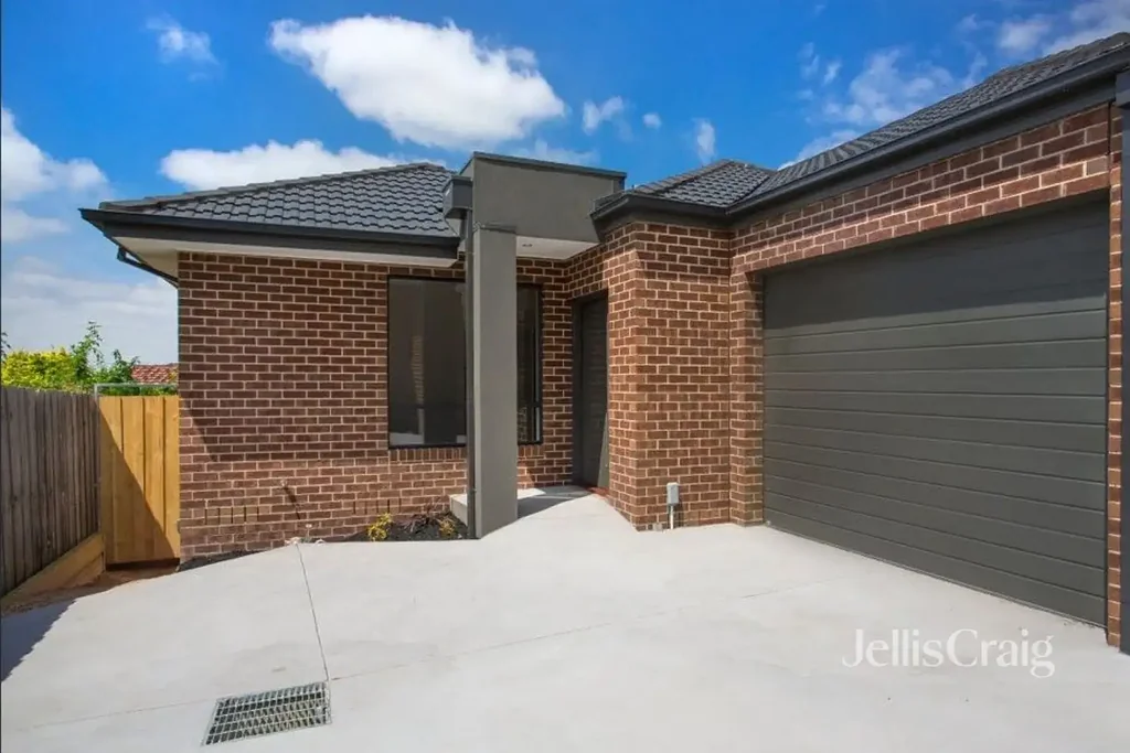 Modern unit in quiet street.