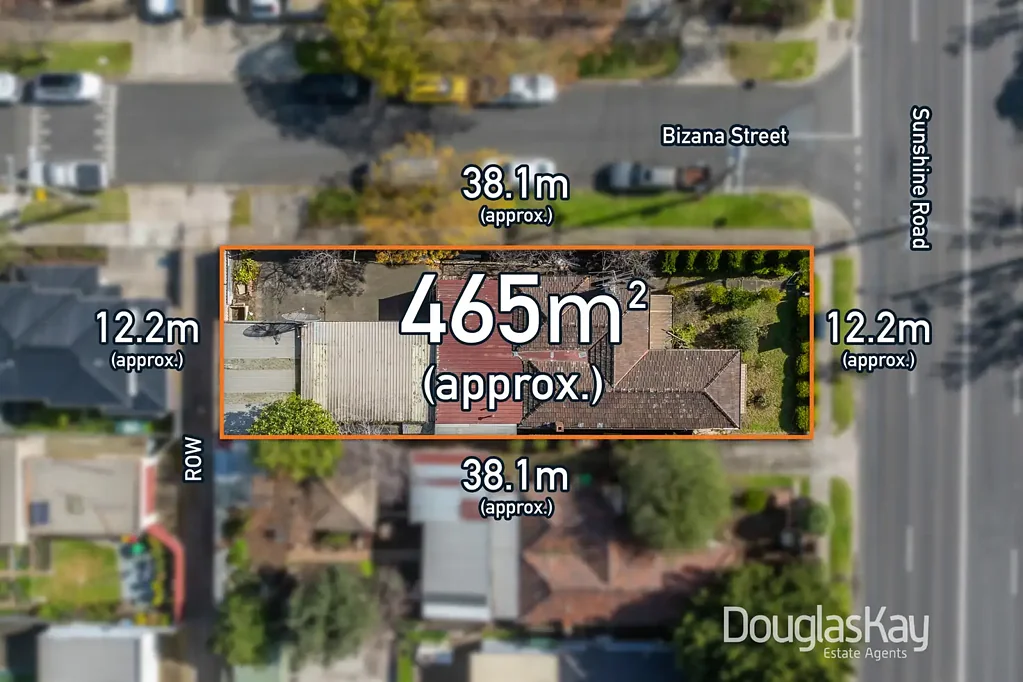 West Footscray 3 Bedroom PRIME CORNER POSITION | APPROX. 50m FRONTAGE | MULTIPLE FUTURE OPTIONS*