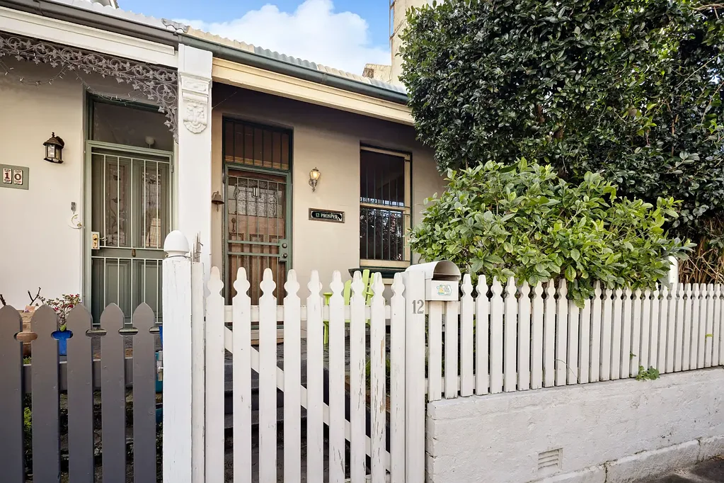 Rozelle 2 Bedroom Village charm and further opportunity in convenient setting