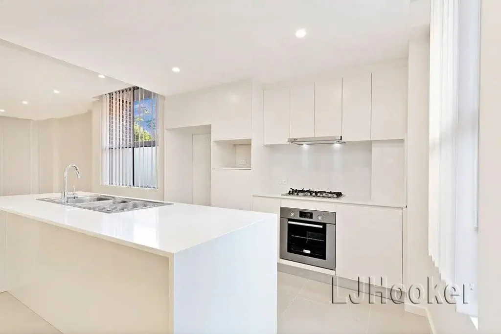 NORTH-EAST APARTMENT - PERFECTLY POSITIONED IN A1 HOMEBUSH VILLAGE LOCATION
