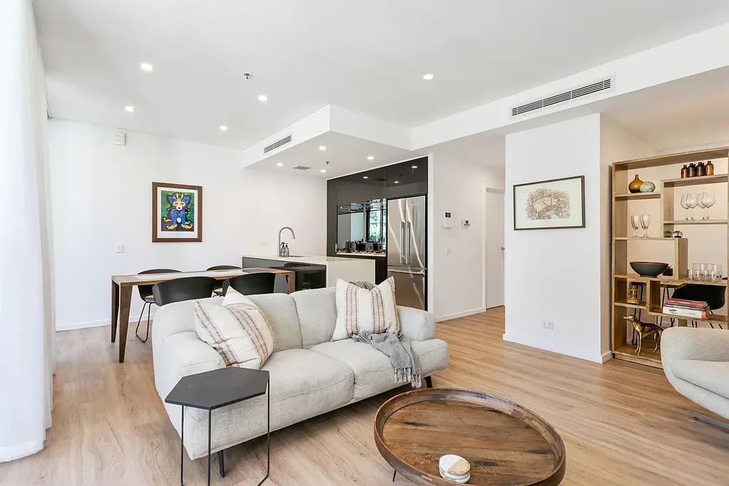Fully furnished two bedroom apartment located in the heart of Zetland