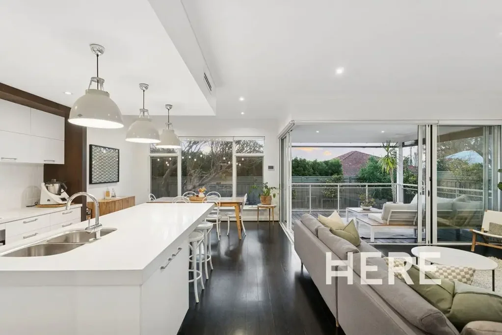Character Charm in the Heart of Mount Hawthorn