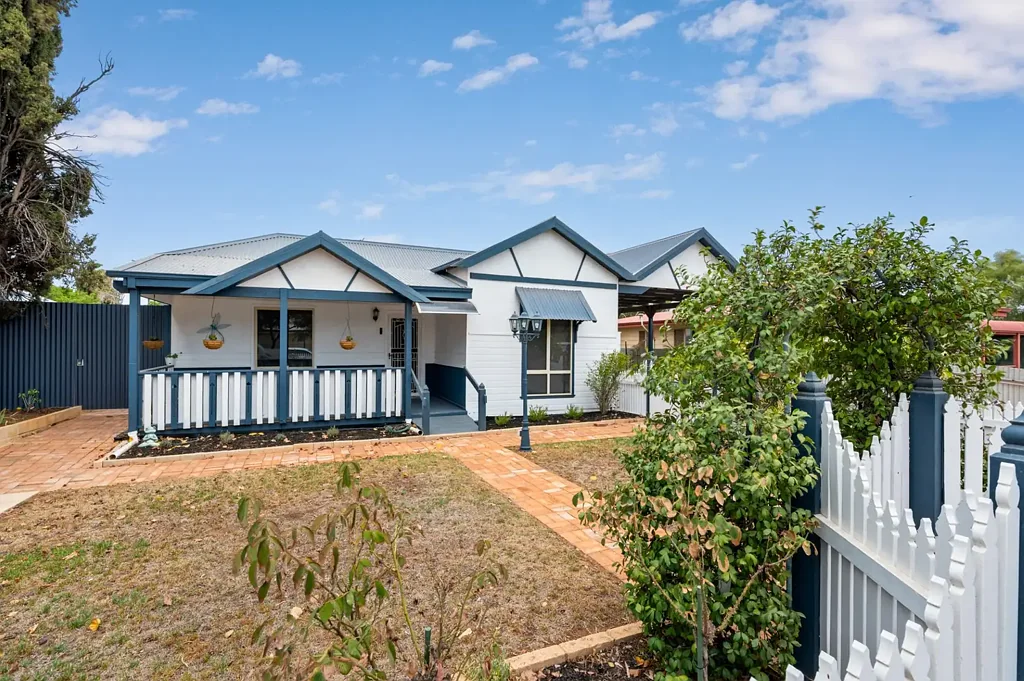19 Ware Street, South Kalgoorlie, WA 6430