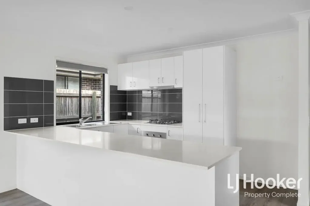 Yarrabilba 4 Slaapkamer Modern 4-Bedroom Home Near Buxton Park � Vacant & Move-In Ready!