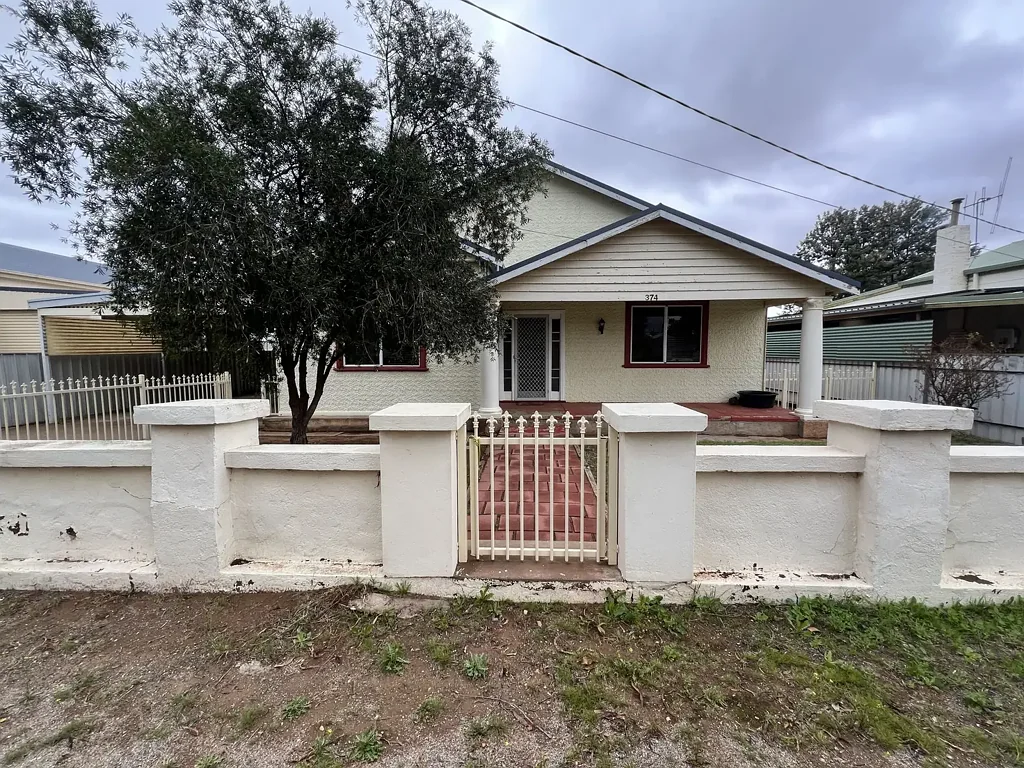 374 Iodide Street, Broken Hill, NSW 2880, 3 slaapkamers, 1 badkamers, House