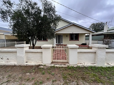 374 Iodide Street, Broken Hill, NSW 2880, 3 slaapkamers, 1 badkamers, House