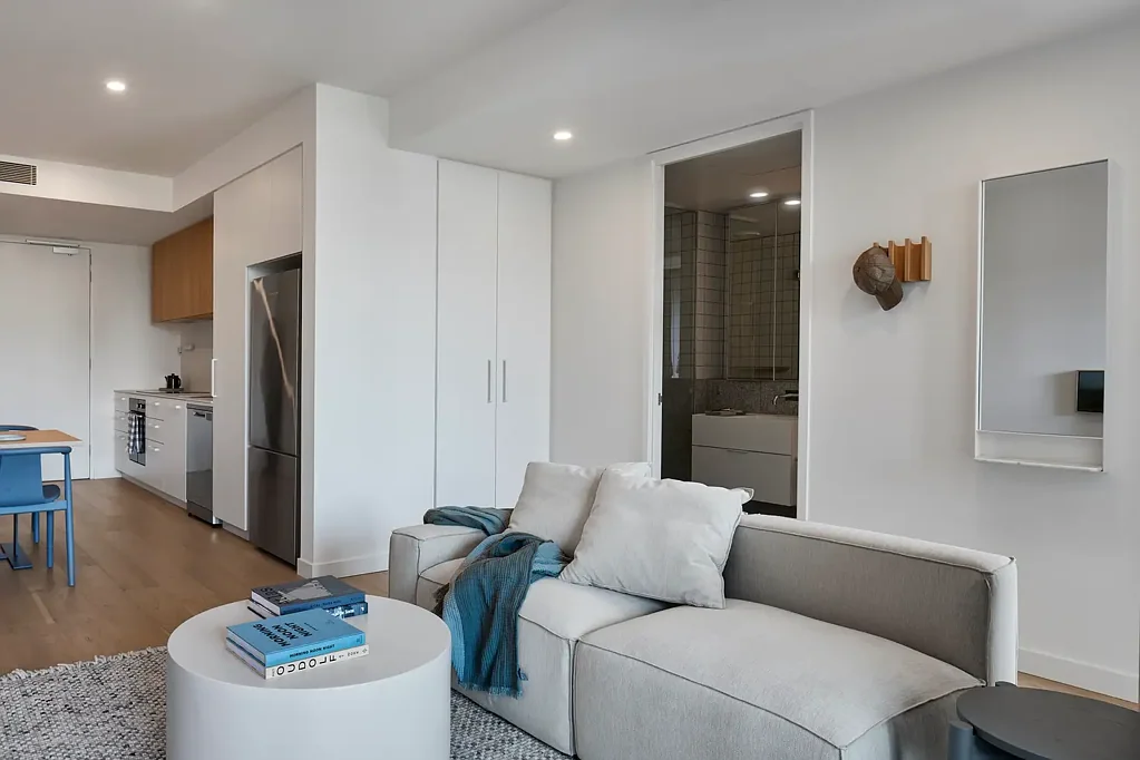 $860pw | Furnished | Up to 5 Weeks Rent Free on New Leases*| Leases from 3+ months