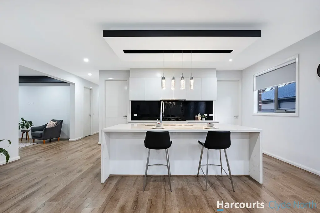 Cranbourne 4房  欢迎来到 46 麻雀街，克兰本  WELCOME TO 46 SPARROW STREET, CRANBOURNE