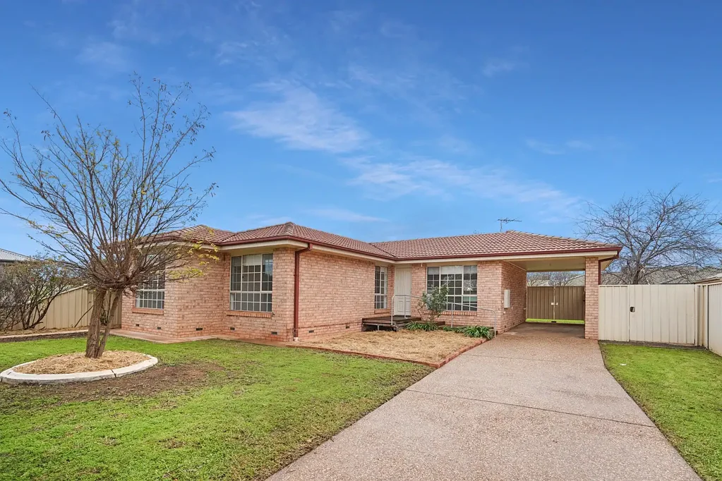 Griffith 3બેડરૂમ Freshly updated home in a private court location!