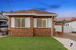 3 Leigh Avenue, Roselands