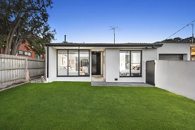 Brighton East 2chambre Peaceful, Private, Secure and Freestanding Single Level Ease