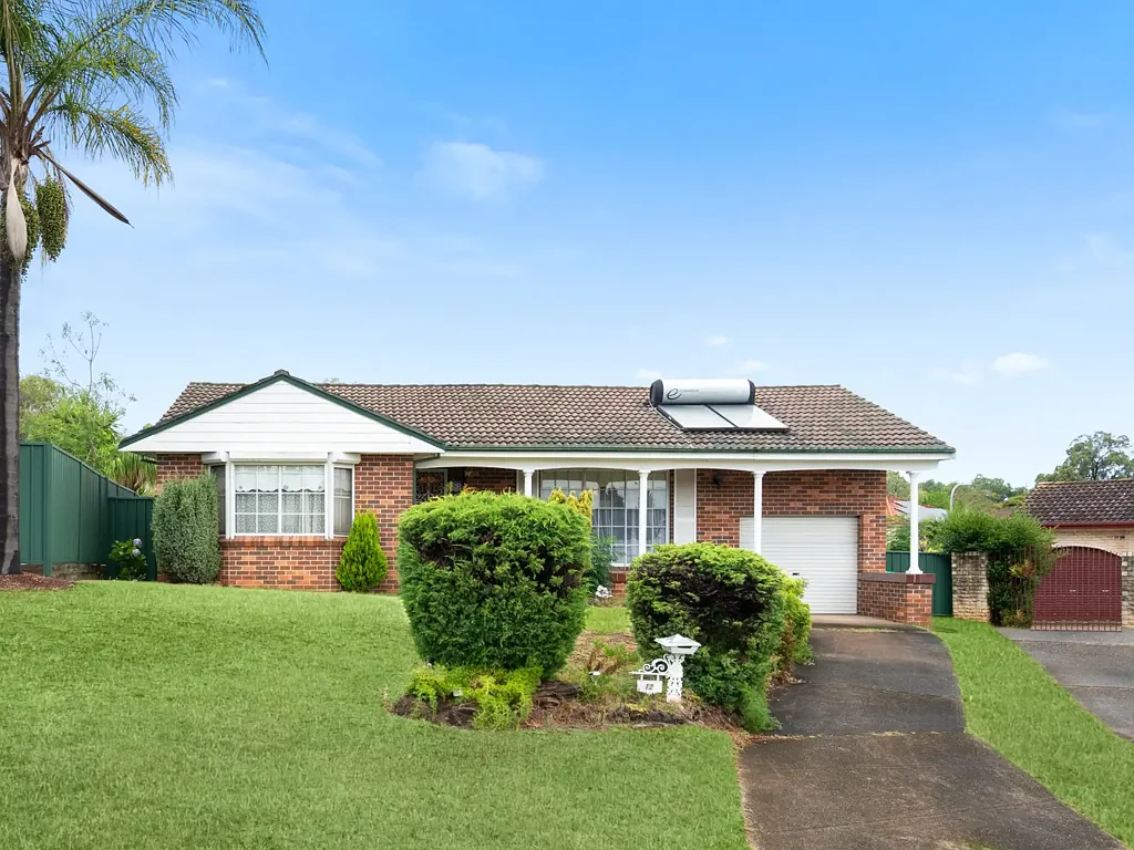 12 Jabiru Place, Ingleburn, NSW 2565