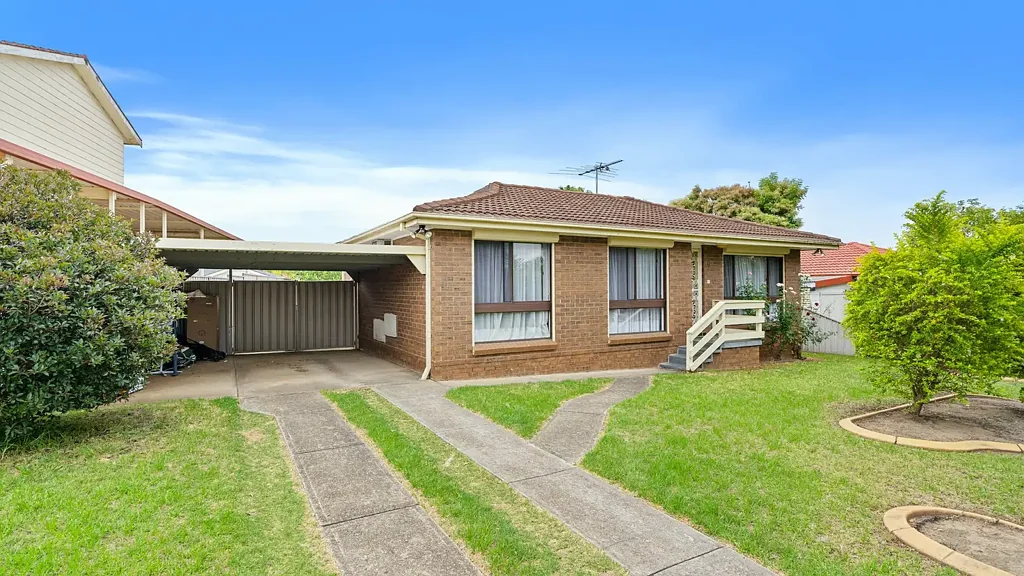Spacious Family Home in Quiet Cul-de-Sac