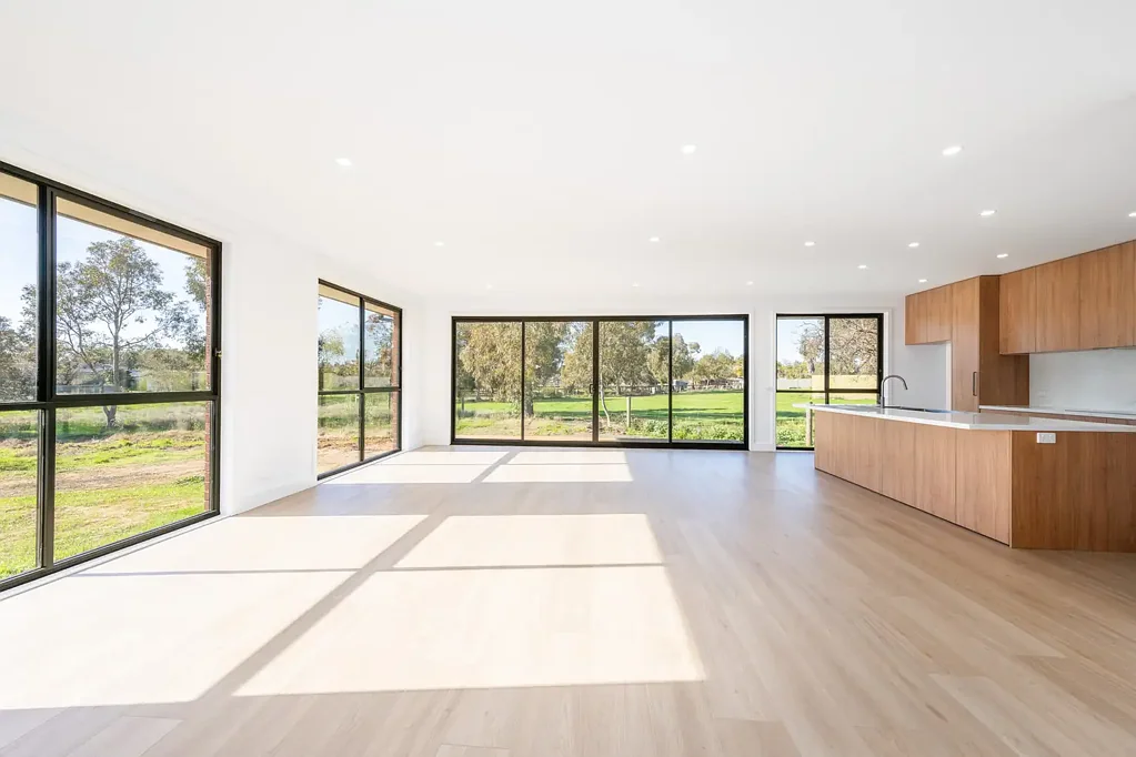 Tatura 4침실 Brand new home on 2 acres minutes to town.