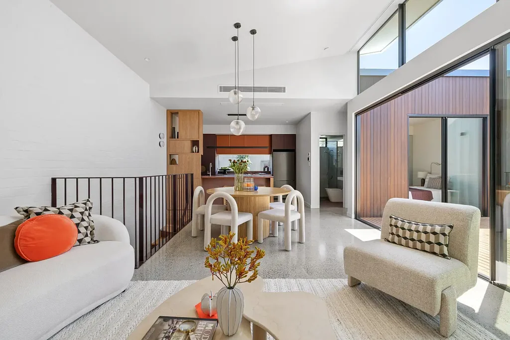 7 John Street (also known as 91 Lord Street), Newtown, NSW 2042