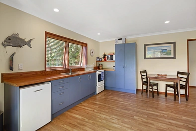 43 Bay View Road apartment (initial 3 month tenancy)